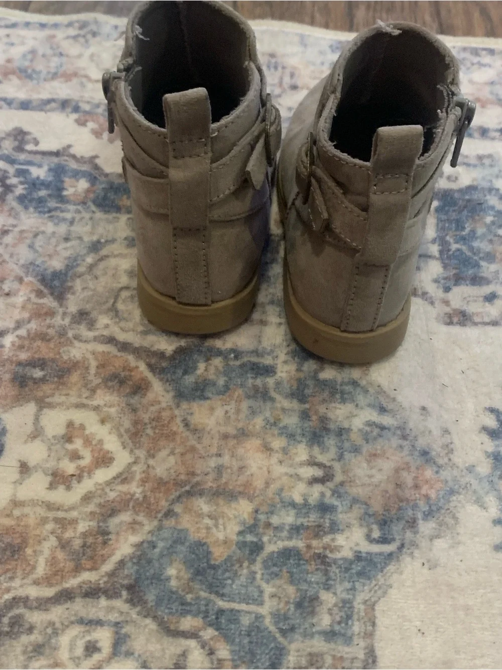 Old Navy Kids Suede Ankle Boots in Taupe